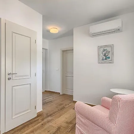 Torre Iv Holiday home Porec
