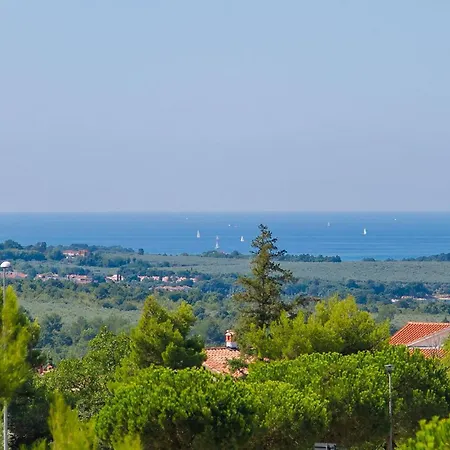 Torre Iv Nyaraló Poreč