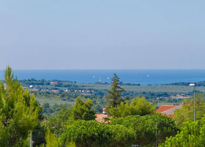 Torre Iv Nyaraló Poreč